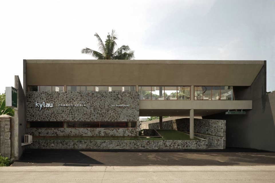 Klub Buku: Klasik & Cappuccino